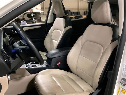 Certified 2021 Ford Escape SEL w/ Technology Package AWD/4WD image 24