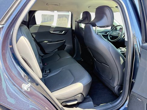 Used 2023 Kia EV6 Wind RWD image 18
