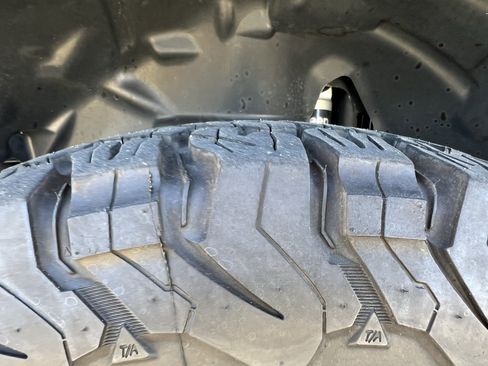 Used 2021 Jeep Wrangler Unlimited Rubicon w/ Dual Top Group image 12