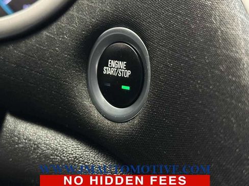 Used 2023 Chevrolet Malibu LT image 40