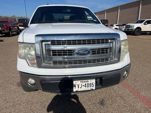 Used 2014 Ford F150 XLT w/ XLT Chrome Package image 2