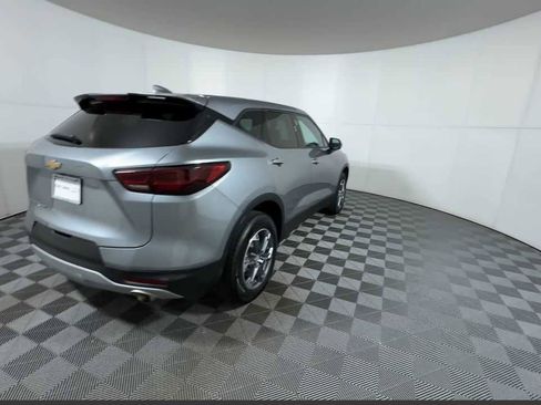 Certified 2025 Chevrolet Blazer LT AWD/4WD image 8