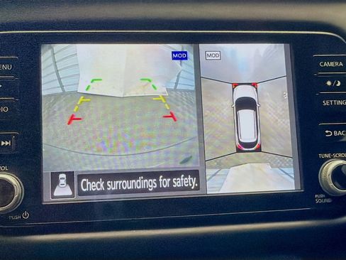 Used 2023 Nissan Kicks SR w/ SR Premium Package FWD image 16