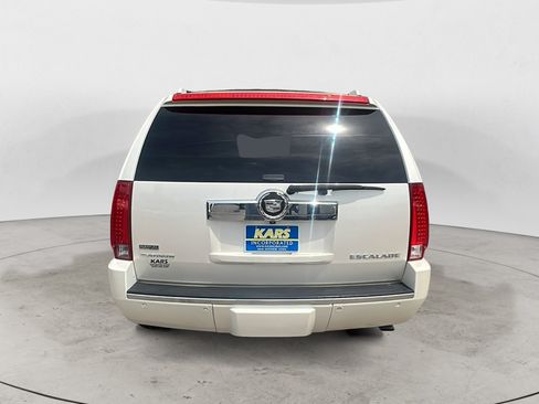 Used 2011 Cadillac Escalade Platinum AWD/4WD image 5