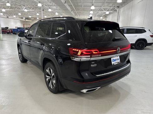 New 2026 Volkswagen Atlas SE image 6