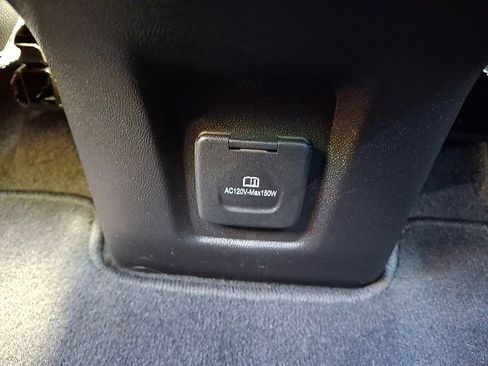 Certified 2023 Chevrolet Equinox LT AWD/4WD image 13