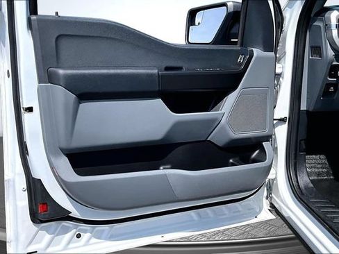 Used 2022 Ford F150 XL w/ Equipment Group 101A High RWD image 21