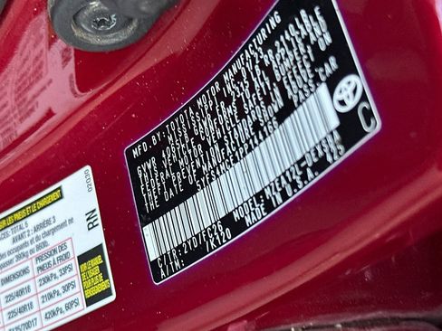 Used 2023 Toyota Corolla SE image 27