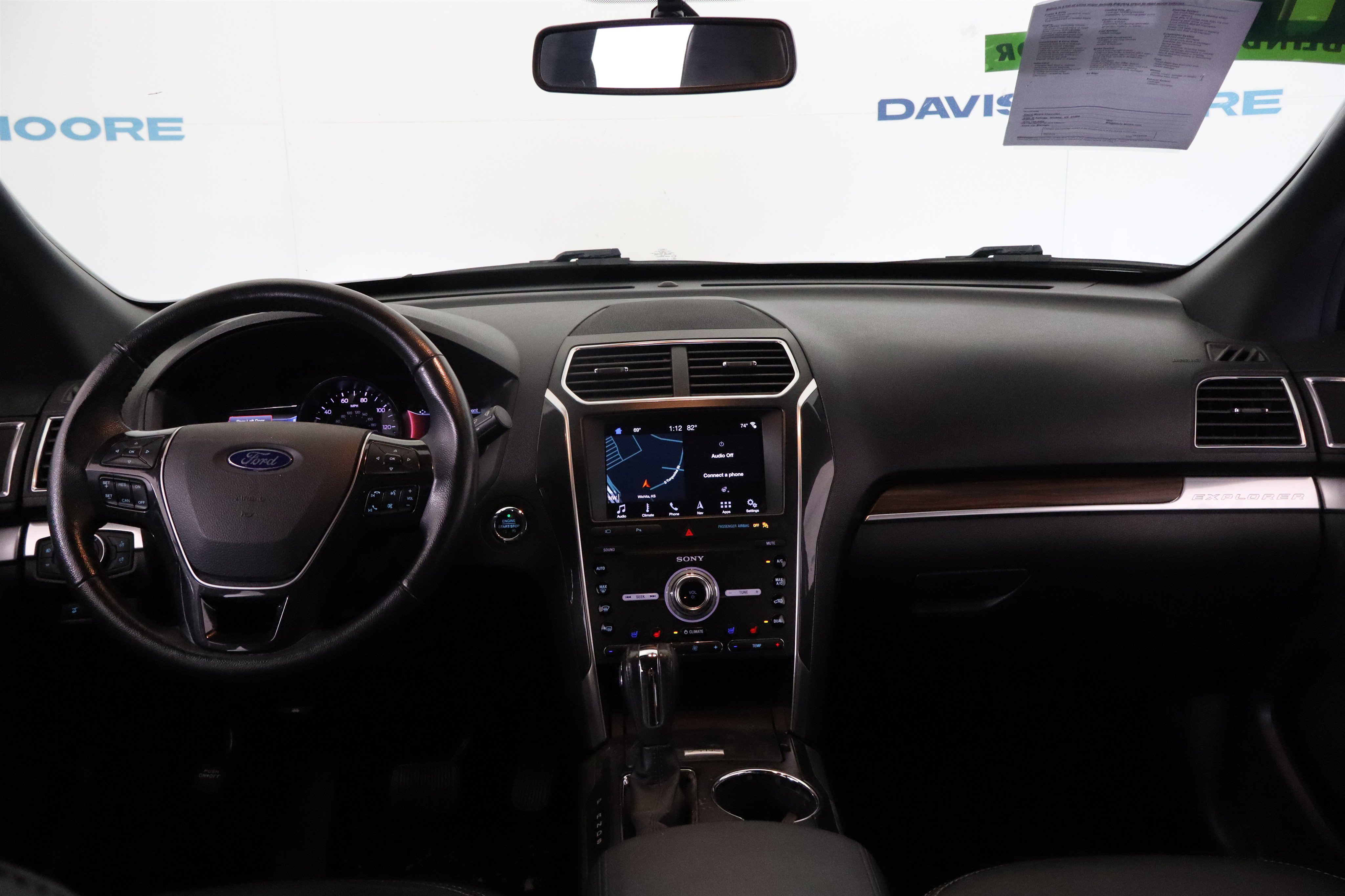 Used 2019 Ford Explorer Limited w/ Class III Trailer Tow Package AWD/4WD image 15
