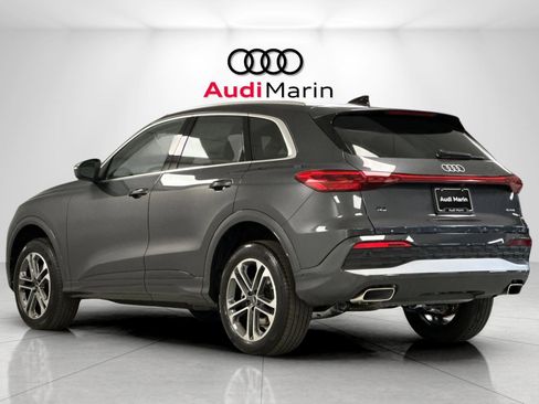 New 2025 Audi Q5 Premium image 3