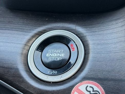 Used 2024 Jeep Grand Cherokee Limited 4xe image 38