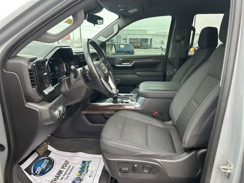 Used 2024 GMC Sierra 1500 Elevation w/ Preferred Package image 13