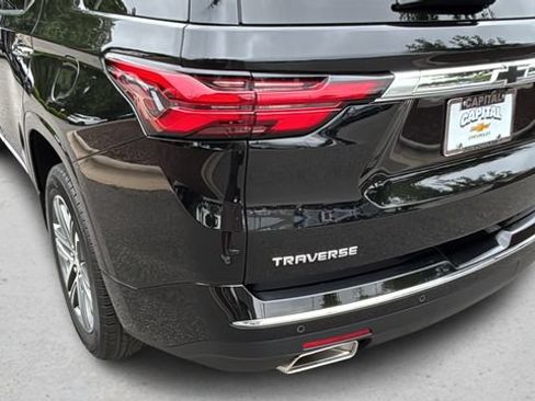 Used 2023 Chevrolet Traverse High Country w/ LPO, Floor Liner Package FWD image 41