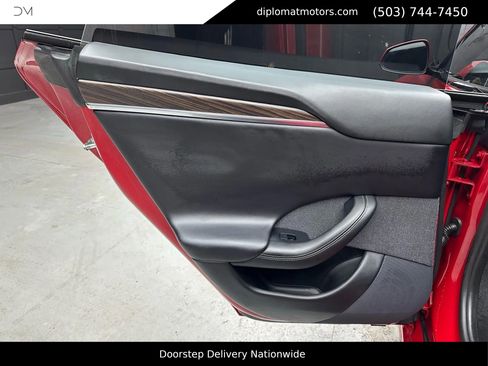 Used 2021 Tesla Model S Plaid image 26