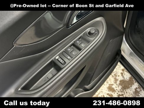 Used 2022 Buick Encore Preferred w/ Safety Package AWD/4WD image 16
