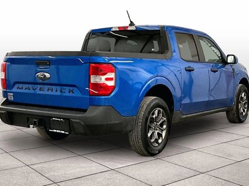 Certified 2022 Ford Maverick XLT w/ XLT Luxury Package image 11