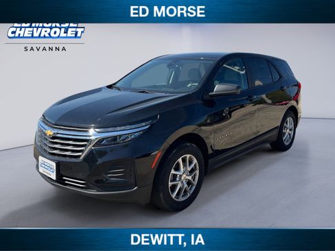 Used 2023 Chevrolet Equinox LS w/ LS Convenience Package AWD/4WD image 1