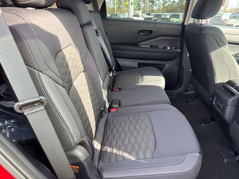 New 2026 Nissan Pathfinder SV image 13