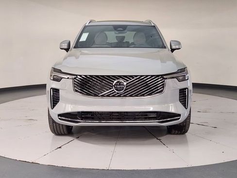New 2026 Volvo XC90 B6 Plus image 9