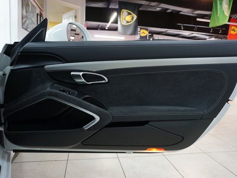 Used 2015 Porsche 911 GT3 RWD image 23