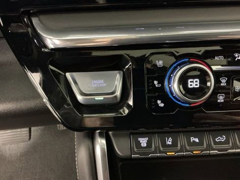 Used 2024 GMC Sierra 3500 Denali Ultimate image 26