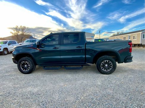 Certified 2025 Chevrolet Silverado 1500 ZR2 image 2