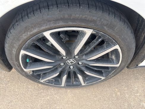 Used 2025 Honda Accord Touring image 11