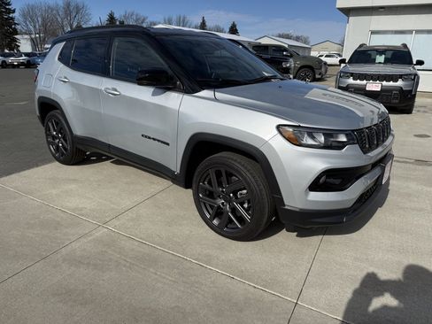 New 2026 Jeep Compass Limited AWD/4WD image 1