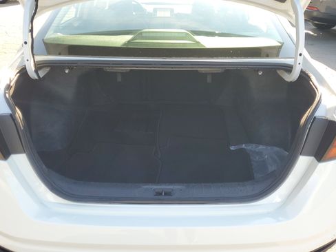 Certified 2024 Nissan Altima 2.5 S image 9