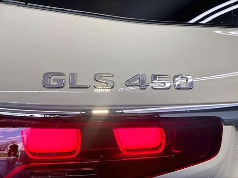 New 2026 Mercedes-Benz GLS 450 4MATIC image 6