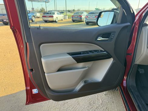 Used 2019 GMC Canyon SLE w/ Elevation Edition image 13