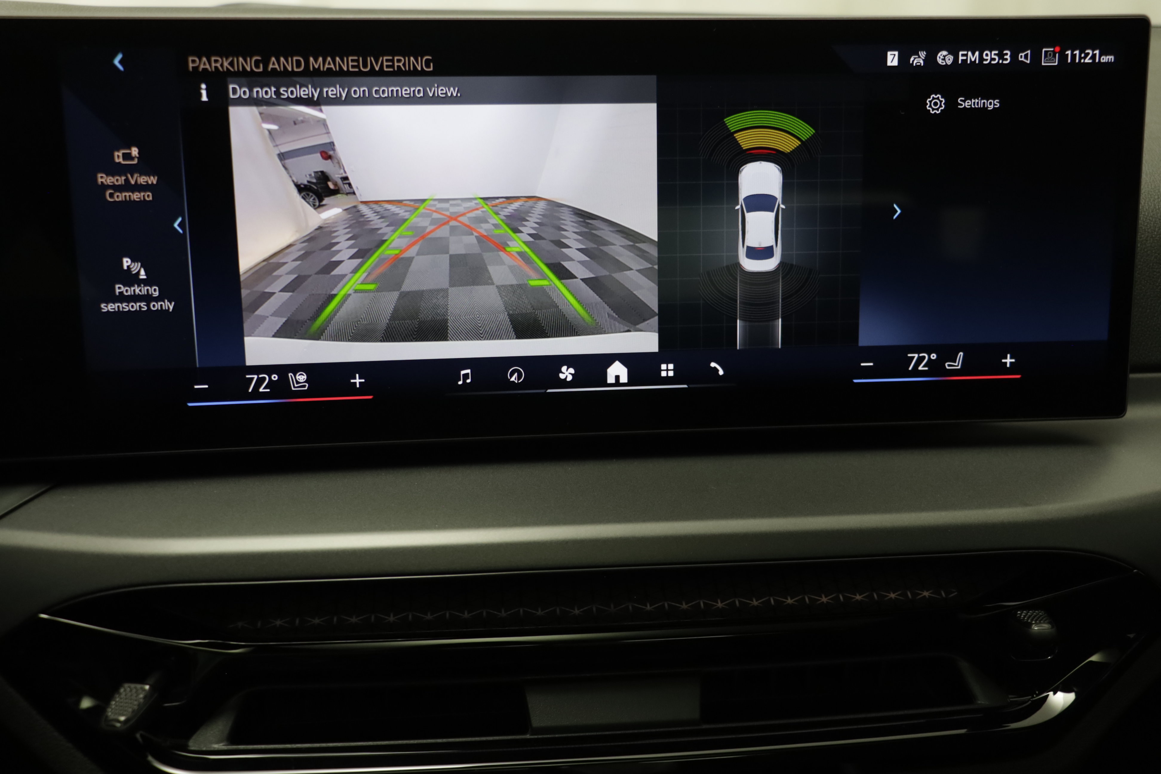 New 2026 BMW 230i Coupe w/ Convenience Package RWD image 11