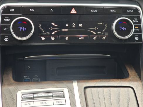 Used 2023 Genesis GV80 3.5T w/ Prestige Package AWD/4WD image 45