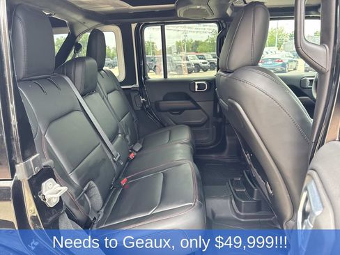 Used 2024 Jeep Wrangler Unlimited Rubicon AWD/4WD image 23