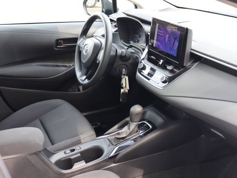 Used 2024 Toyota Corolla LE FWD image 24