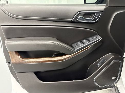 Used 2019 Chevrolet Tahoe LT w/ RST Edition RWD image 19