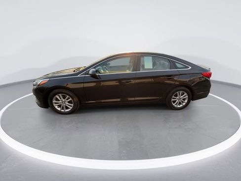 Used 2017 Hyundai Sonata SE w/ Cargo Package image 6
