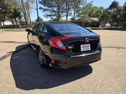 Used 2016 Honda Civic EX image 4