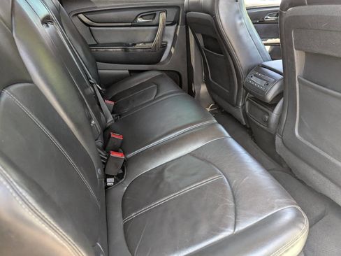 Used 2013 GMC Acadia SLT FWD image 12