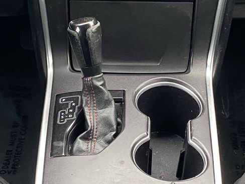 Used 2016 Toyota Camry SE FWD image 15