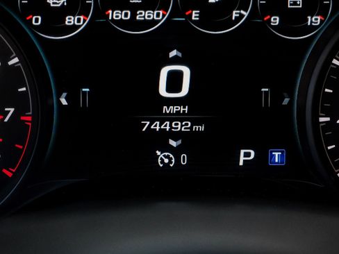 Used 2016 Chevrolet Camaro LT RWD image 27