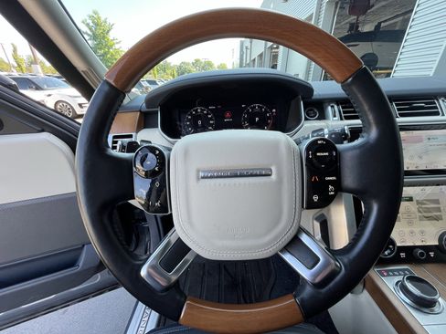 Used 2021 Land Rover Range Rover P525 Westminster Edition LWB AWD/4WD image 18