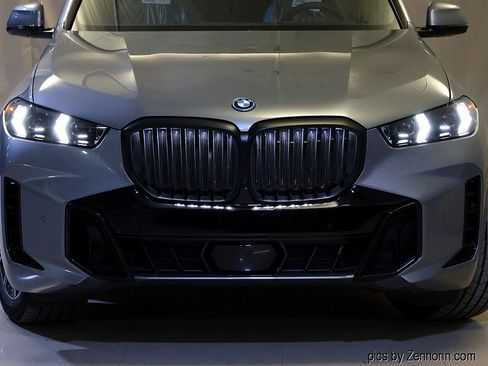 New 2026 BMW X5 xDrive50e w/ M Sport Package image 6