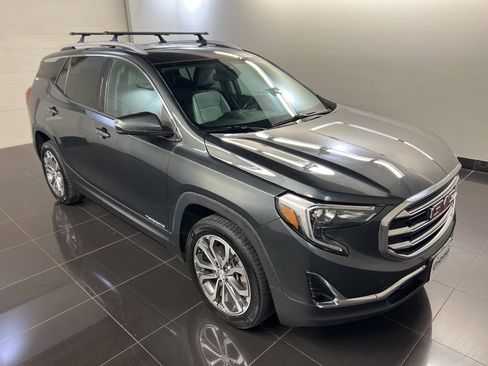 Used 2019 GMC Terrain SLT w/ Preferred Package image 1