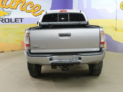 Used 2015 Toyota Tacoma 4x4 Double Cab image 7