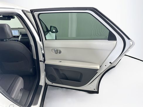 Used 2024 Hyundai Ioniq 5 SEL image 32