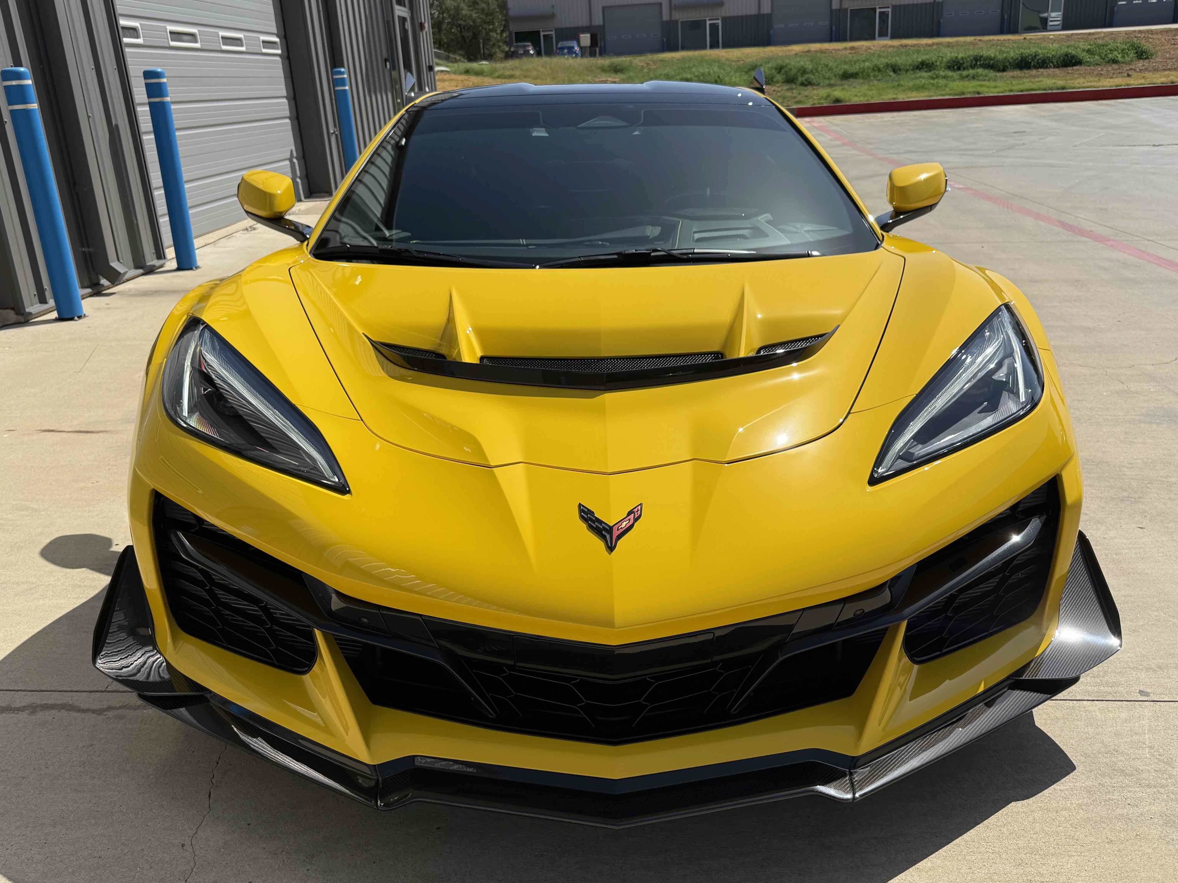 Used 2026 Chevrolet Corvette ZR1 w/ ZR1 Carbon Fiber Aero Package RWD image 11