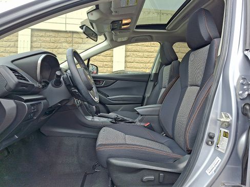 Used 2023 Subaru Crosstrek 2.0i Premium image 13