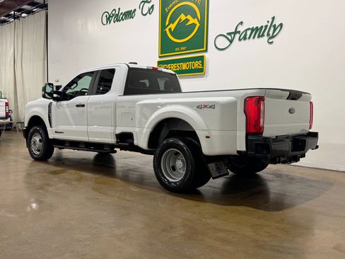 Used 2023 Ford F350 XL w/ Snow Plow/Camper Package image 6