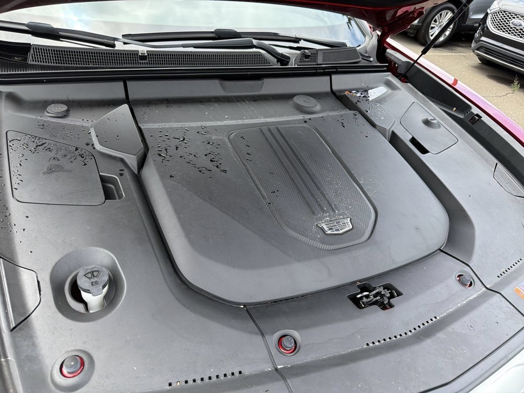 Used 2024 Cadillac Lyriq Luxury AWD/4WD image 43